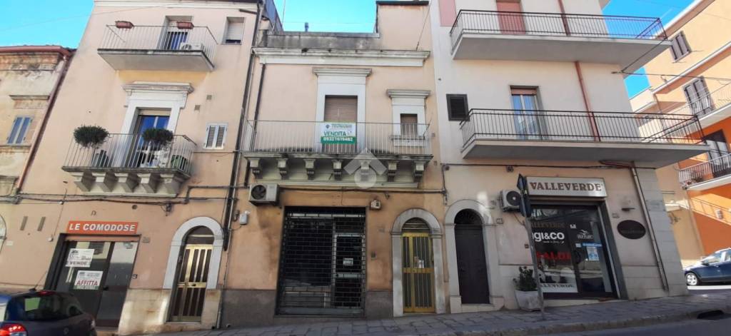appartamento in vendita a Ragusa in zona Ragusa Centro