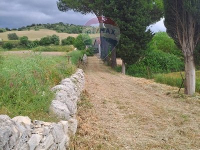 casa indipendente in vendita a Ragusa in zona San Giacomo / Bellocozzo