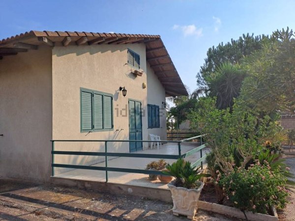 casa indipendente in vendita a Ragusa in zona Ragusa Centro
