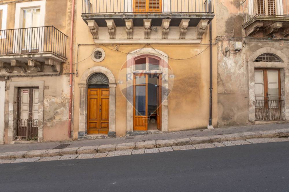 appartamento in vendita a Ragusa in zona Ibla