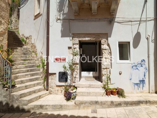casa indipendente in vendita a Ragusa in zona Ibla