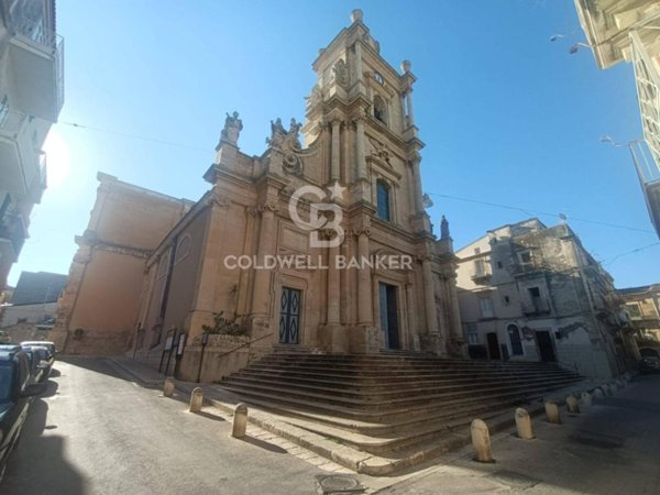 casa indipendente in vendita a Ragusa in zona Ibla