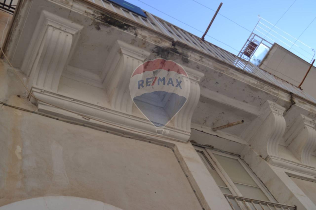 casa indipendente in vendita a Ragusa in zona Ibla