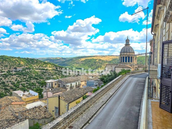 appartamento in vendita a Ragusa in zona Ibla