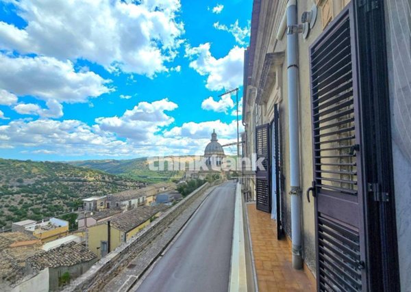 appartamento in vendita a Ragusa in zona Ibla