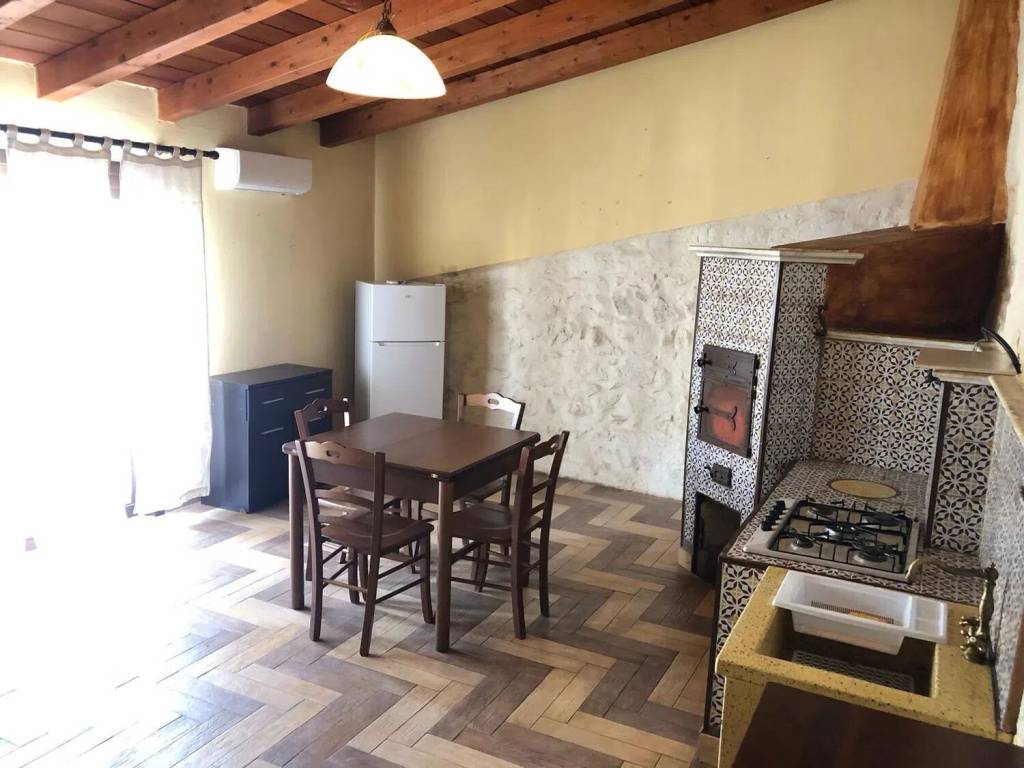 casa indipendente in vendita a Ragusa in zona Ibla
