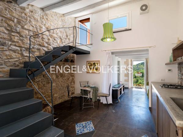 casa indipendente in vendita a Ragusa in zona Ibla