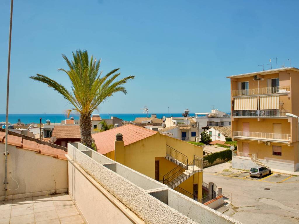 appartamento in vendita a Ragusa in zona Marina