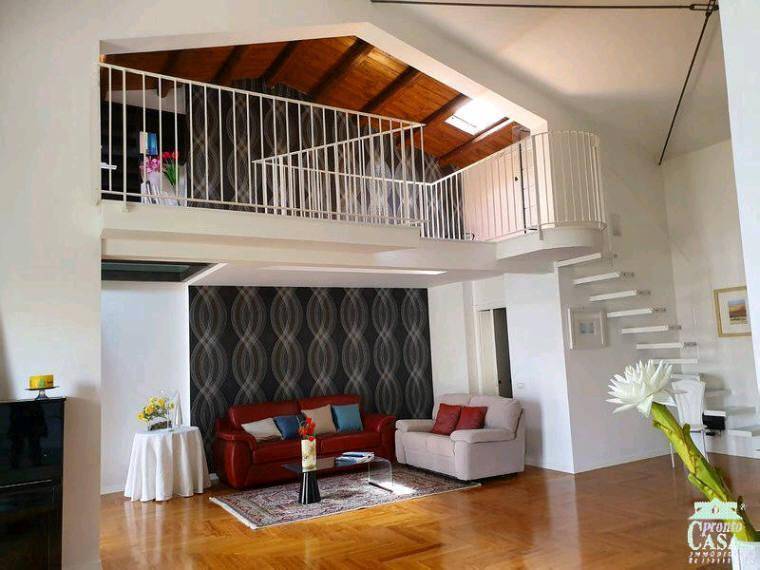 casa indipendente in vendita a Ragusa in zona Ragusa Centro