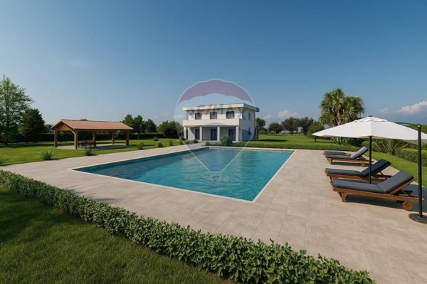 casa indipendente in vendita a Ragusa in zona Marina