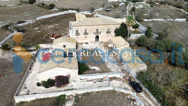 villa in vendita a Ragusa in zona Ibla