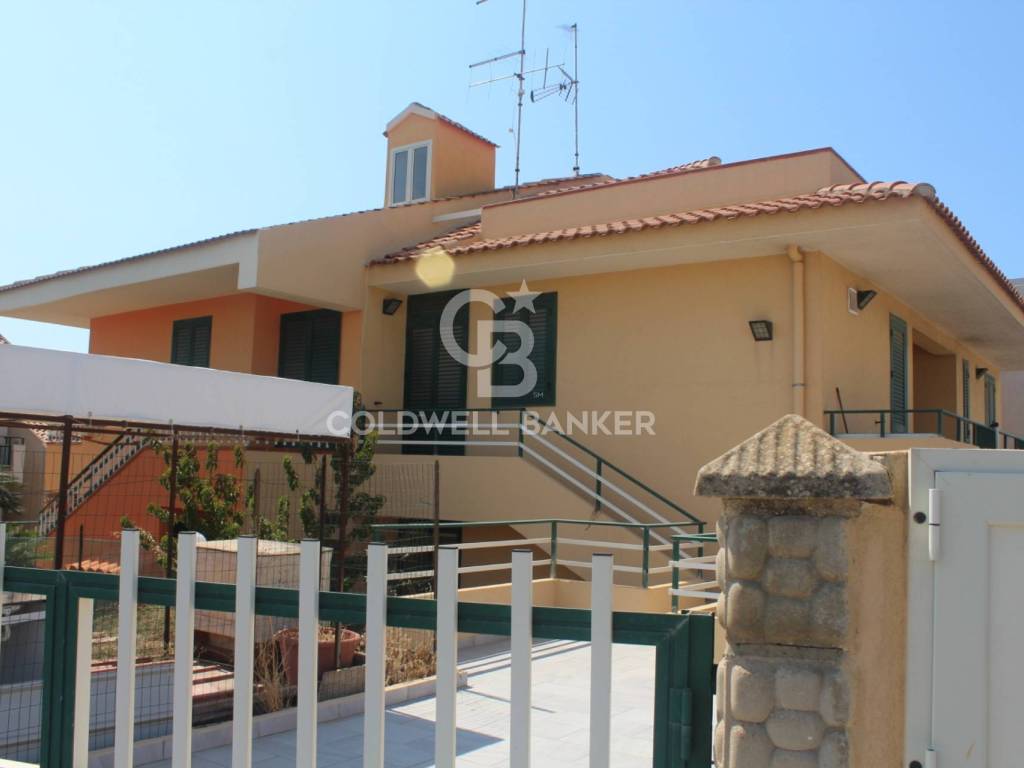 casa indipendente in vendita a Ragusa in zona Marina