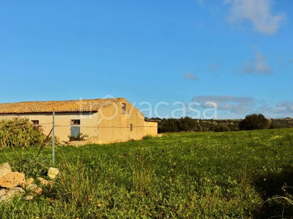 casa indipendente in vendita a Ragusa in zona Marina