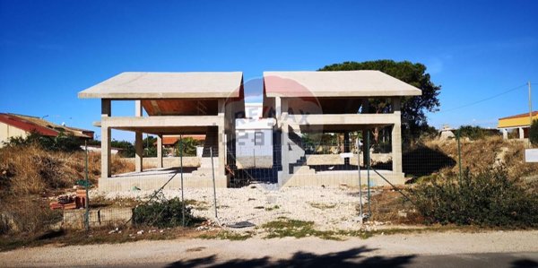 casa indipendente in vendita a Ragusa in zona Marina