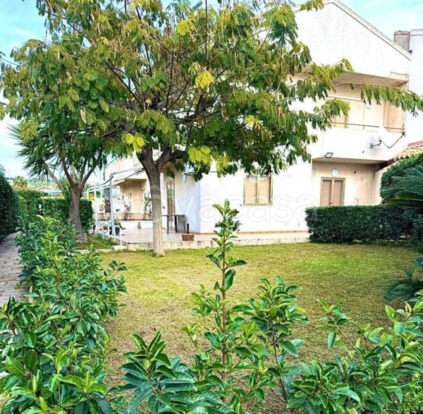 casa indipendente in vendita a Ragusa in zona Ragusa Centro