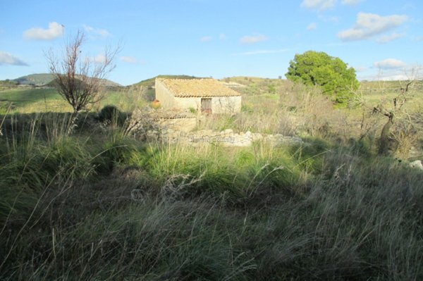 casa indipendente in vendita a Ragusa