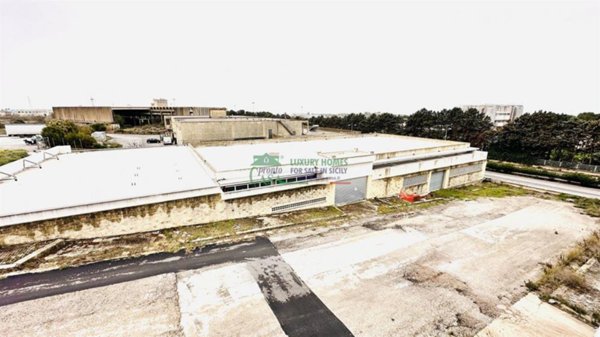 capannone in vendita a Ragusa