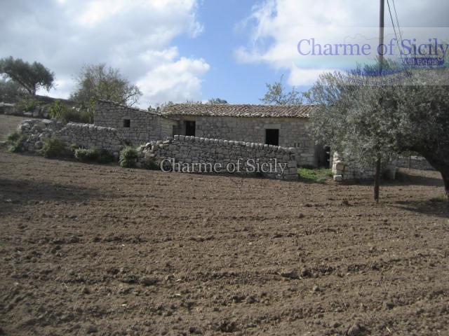 casale in vendita a Ragusa in zona San Giacomo / Bellocozzo