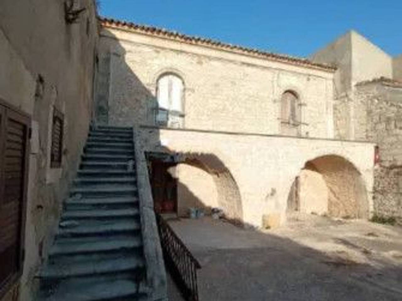casa indipendente in vendita a Ragusa