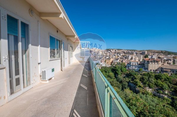 appartamento in vendita a Ragusa in zona Ibla