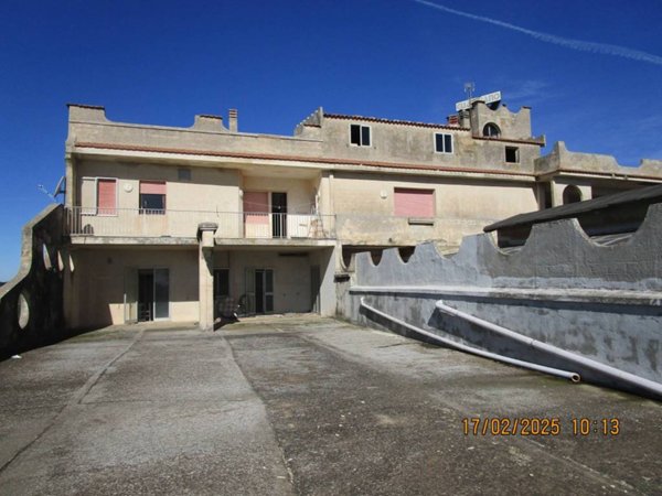intera palazzina in vendita a Ragusa