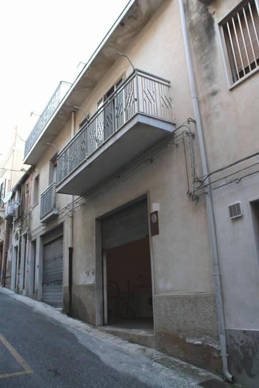 casa indipendente in vendita a Ragusa in zona Ibla