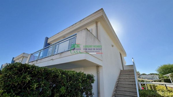 appartamento in vendita a Ragusa in zona Marina