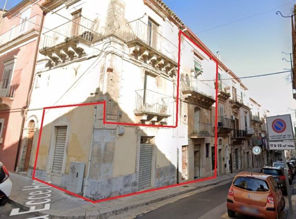 casa indipendente in vendita a Ragusa in zona Ibla
