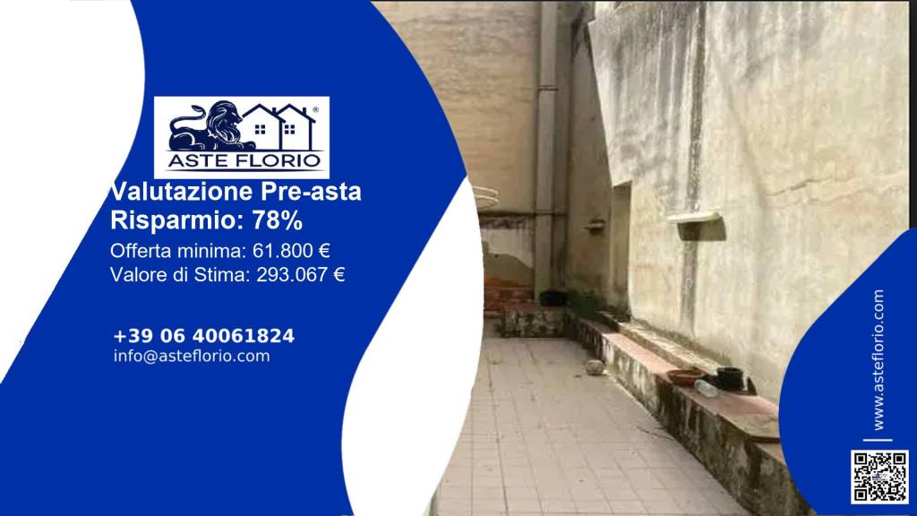 locale commerciale in vendita a Ragusa in zona Ragusa Centro