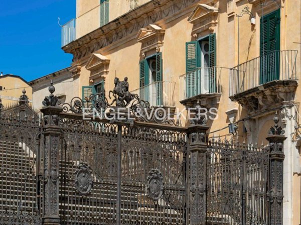 appartamento in vendita a Ragusa in zona Ibla