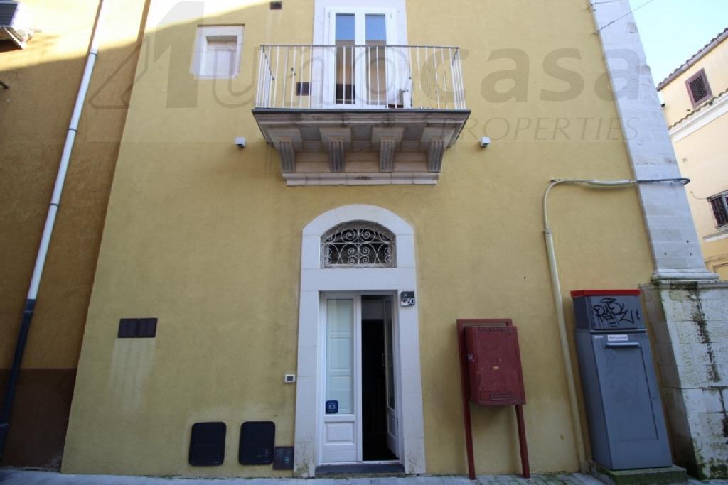 mansarda in vendita a Ragusa in zona Ibla