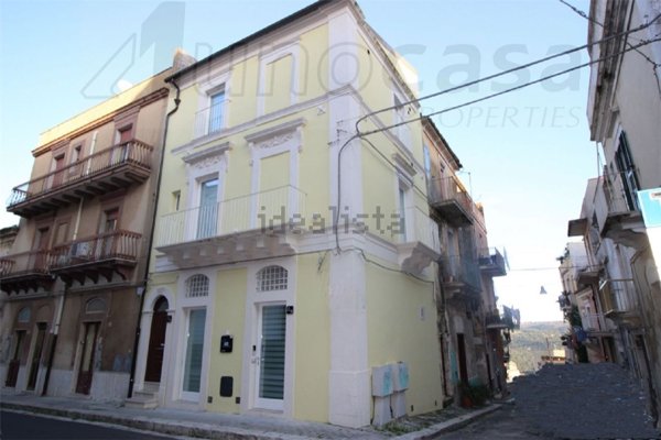 appartamento in vendita a Ragusa in zona Ragusa Centro