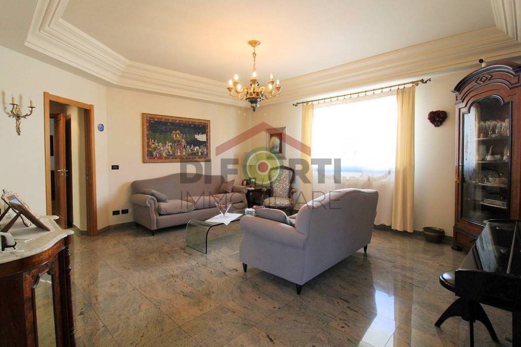 appartamento in vendita a Ragusa in zona Ragusa Centro