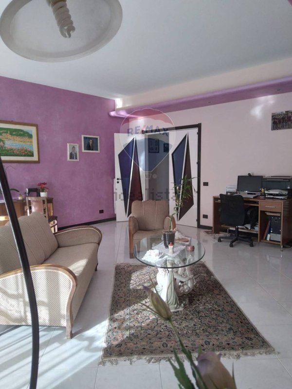 casa indipendente in vendita a Ragusa in zona Ibla