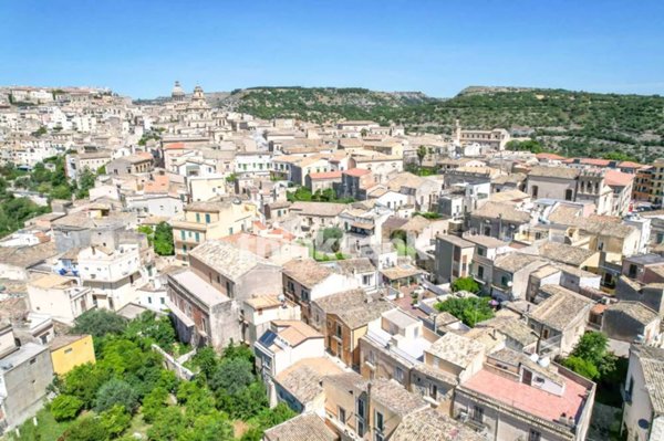 casa indipendente in vendita a Ragusa in zona Ibla