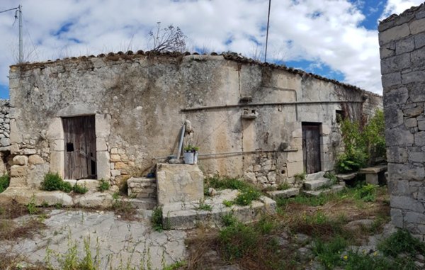 appartamento in vendita a Ragusa in zona Pizzillo