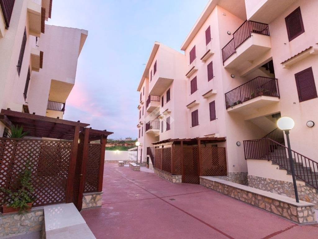appartamento in vendita a Ragusa in zona Marina