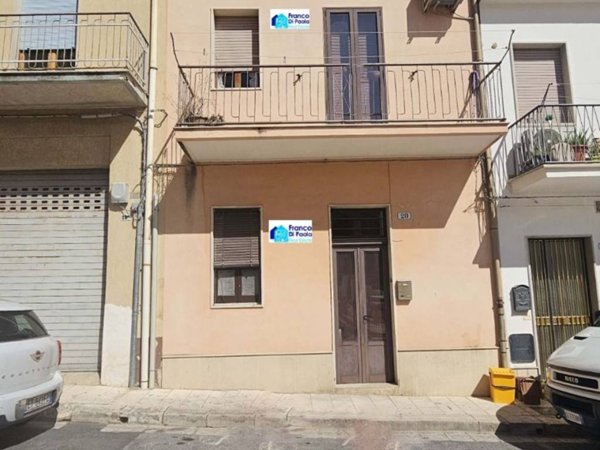 casa indipendente in vendita a Ragusa in zona Ibla