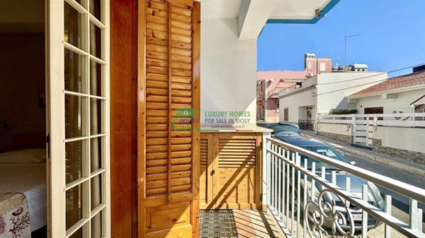 appartamento in vendita a Ragusa in zona Marina