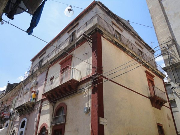 appartamento in vendita a Ragusa in zona Ibla