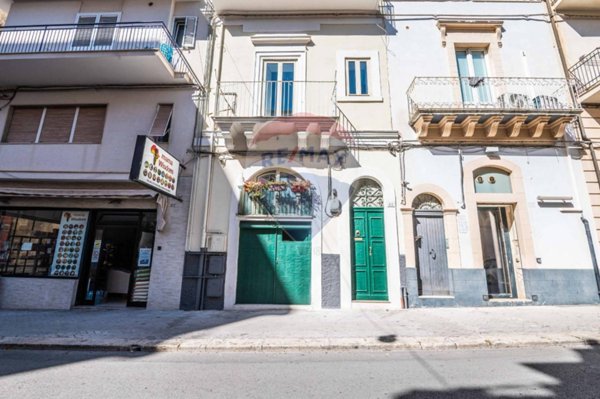 appartamento in vendita a Ragusa in zona Ibla