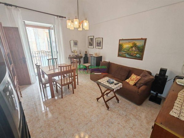casa indipendente in vendita a Ragusa in zona Ragusa Centro