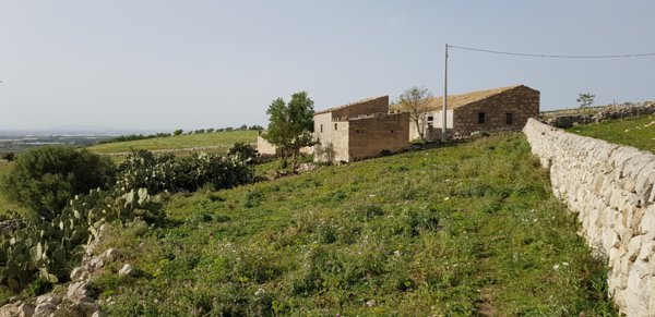 casa indipendente in vendita a Ragusa