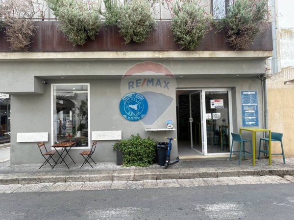 negozio in vendita a Ragusa in zona Marina