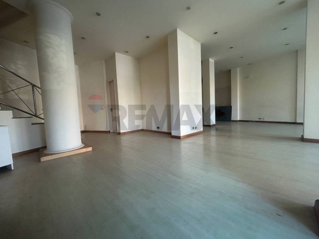 negozio in vendita a Ragusa