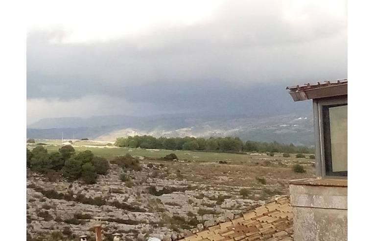 casa indipendente in vendita a Ragusa in zona Ragusa Centro