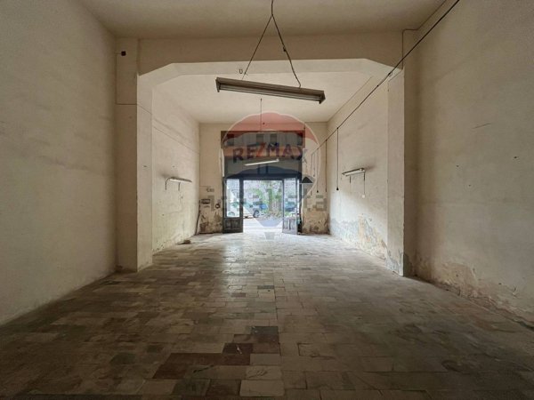 locale di sgombero in vendita a Ragusa