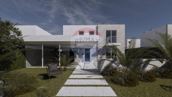 casa indipendente in vendita a Ragusa