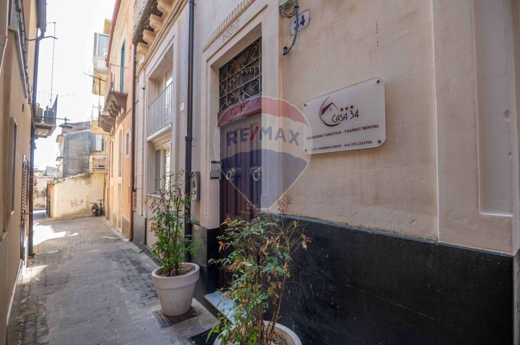 casa indipendente in vendita a Ragusa in zona Ragusa Centro
