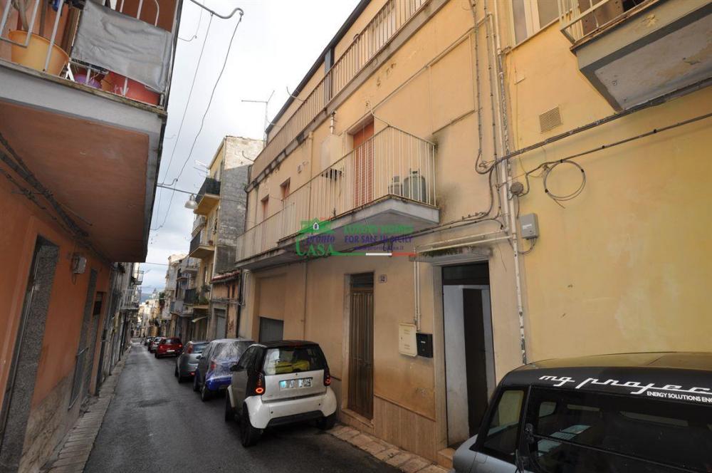 casa indipendente in vendita a Ragusa